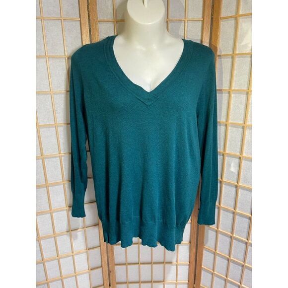 LaneâBryantâ22/24Â GreenâVâNeckâSweater - Picture 9 of 9